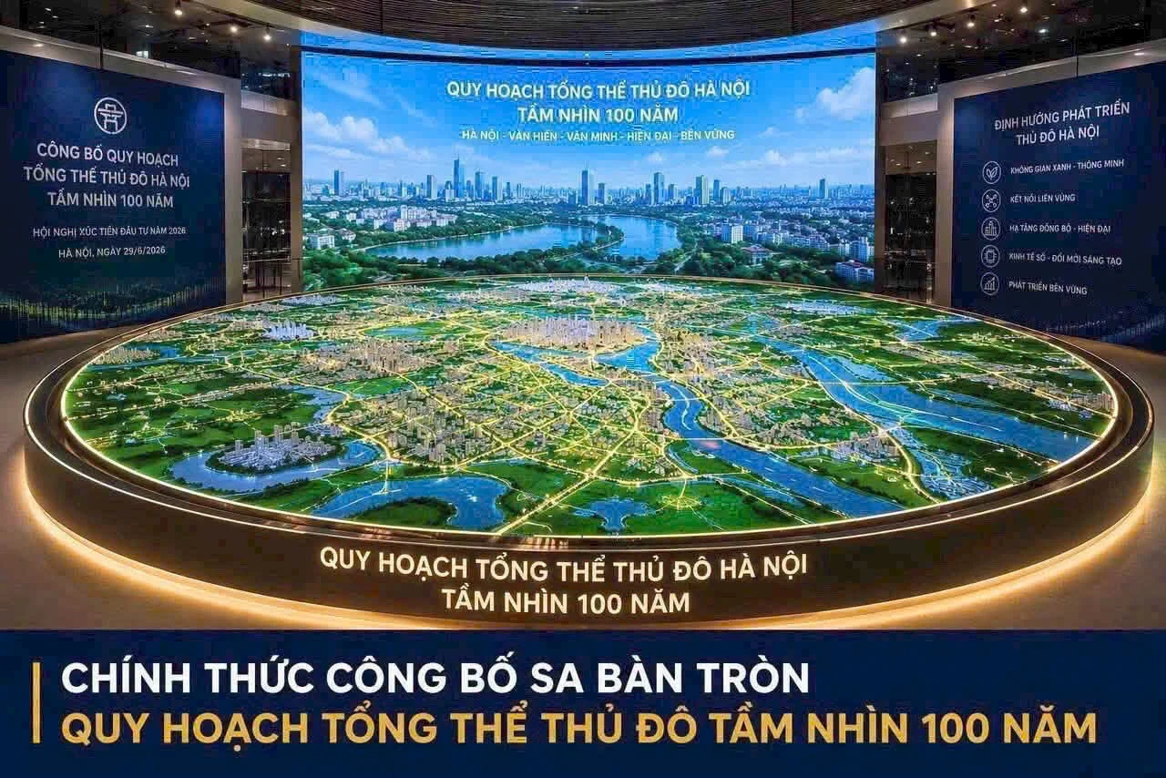 Sa bàn quy hoạch tổng thể Thủ đô Hà Nội tầm nhìn 100 năm tại Bảo tàng Hà Nội