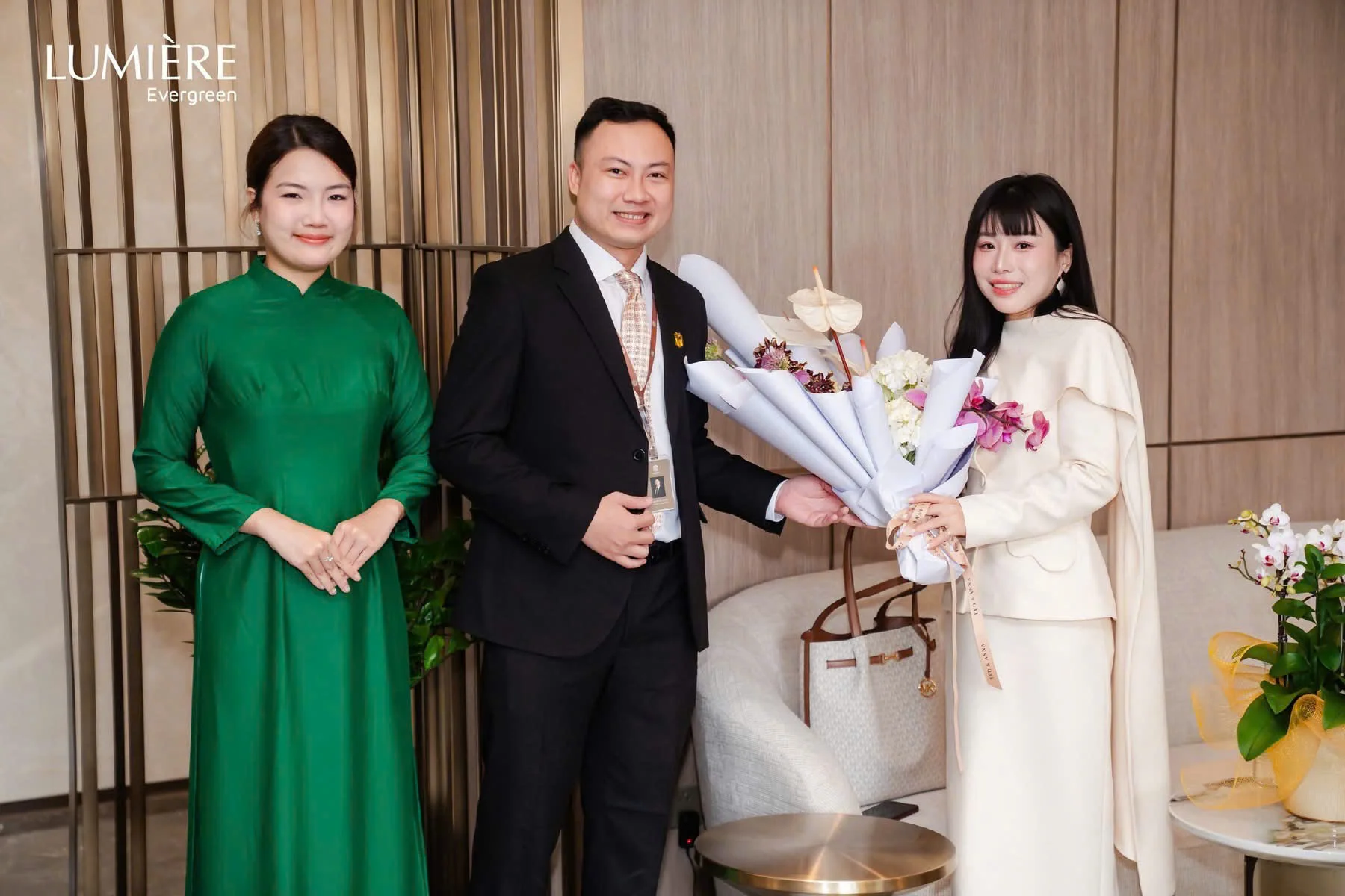 Cư dân nhận bàn giao The Aura A3 và The Atmos A2 LUMIÈRE Evergreen